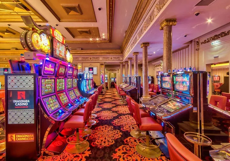 Discover the Dragonara Casino 